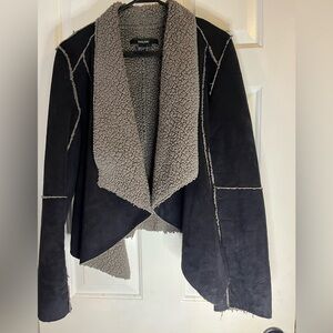 Darjoni jacket